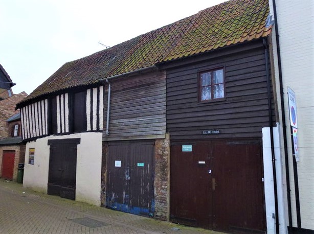 Old Barn, New Inn Yard